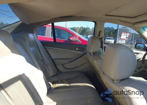 2003 Infiniti G35 Luxury Leather из США, поврежденный, VIN JNKCV51E23M016931